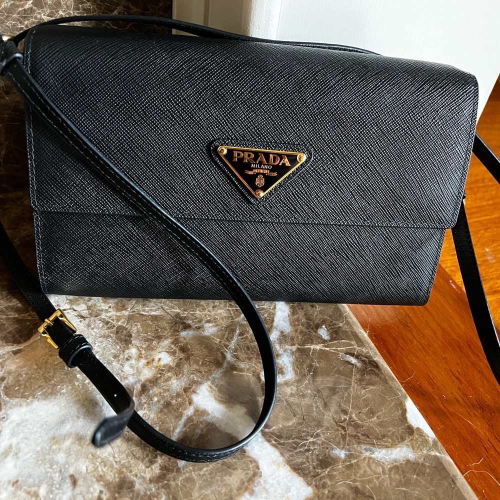 Prada Santiago and leather Wallet with Shoulder strap. Two bill comp and 8 cc . - Picture 2 of 9